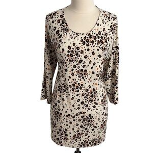 Chico's Women's 3/4 Sleeves, Scoop Neckline Jersey Knit Tunic, Animal Print Sz 2